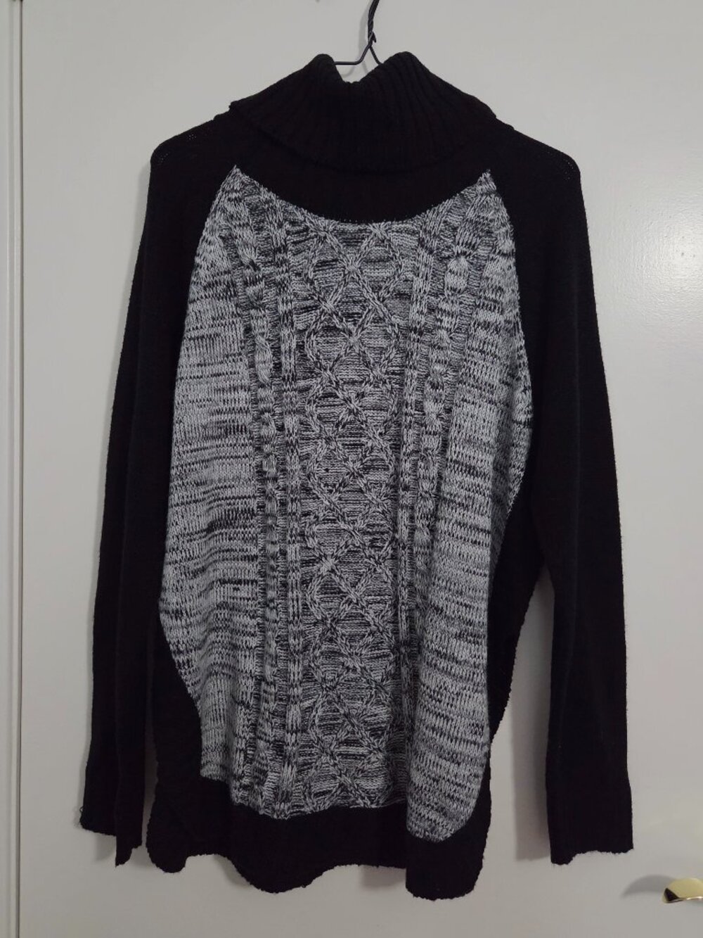 Jason Maxwell Black Gray Sweater Size Large